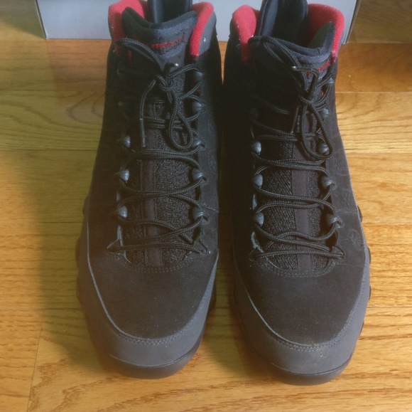 Jordan 9 - Picture 5 of 5